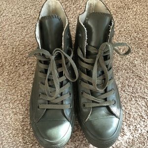 Army Green Rubber Converse Women’s size 8